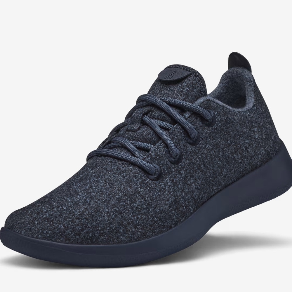 Allbirds Women's Merino Wool Runners - Savannah Night Navy Sole size 6-like new!